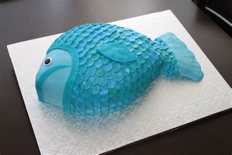 'Fish' cake .